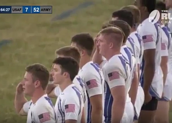 (Vidéo) Un match de rugby arrêté à la 64′ pour… diffuser l’hymne national !