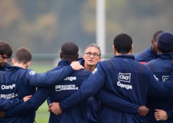 XV de France : les joueurs lâchent Novès