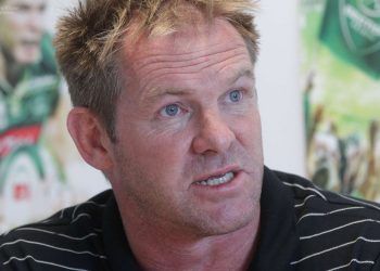 Complètement furieux, Simon Mannix dézingue l’arbitre Romain Poite !