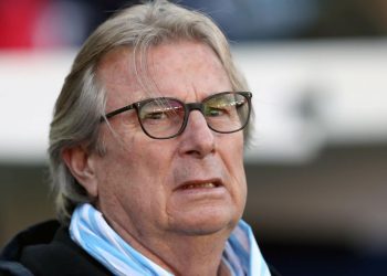 Lorenzetti après le KO d’Ezeala: “Ne pas remplacer les crampons par des chaussures de danse”