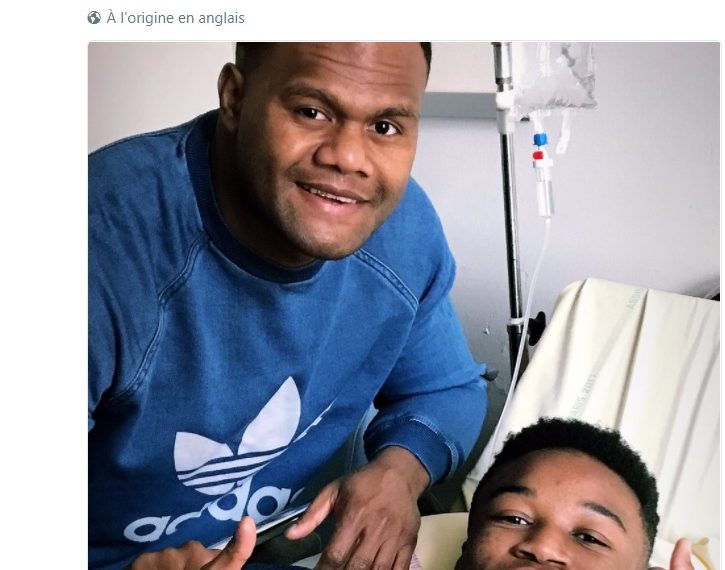 La belle photo de Virimi Vakatawa aux côtés de Samuel Ezeala