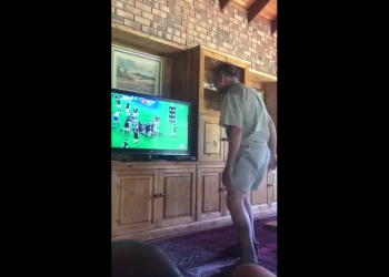 (Vidéo) Quand un supporter des Springboks regarde la dernière minute de Nouvelle-Zélande / Afrique du Sud…
