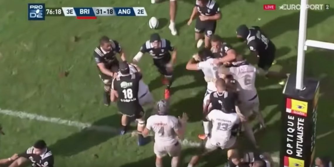 Grosse bagarre générale entre Brive et Angoulême !