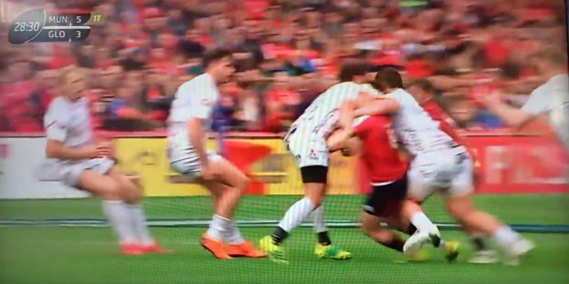 Vidéo : Danny Cipriani écope d’un carton rouge pour placage dangereux contre le Munster !