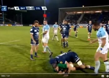 INSOLITE – VIDÉO : Un joueur de Colomiers plaque puissamment l’arbitre dans le dos !