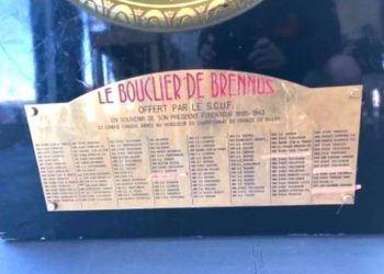 Les Toulousains s’attirent les foudres du Castres Olympique après avoir modifié le Brennus !