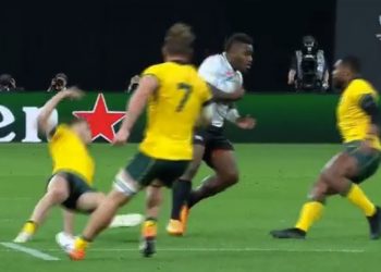 VIDÉO : Josua Tuisova catapulte James O’Connor