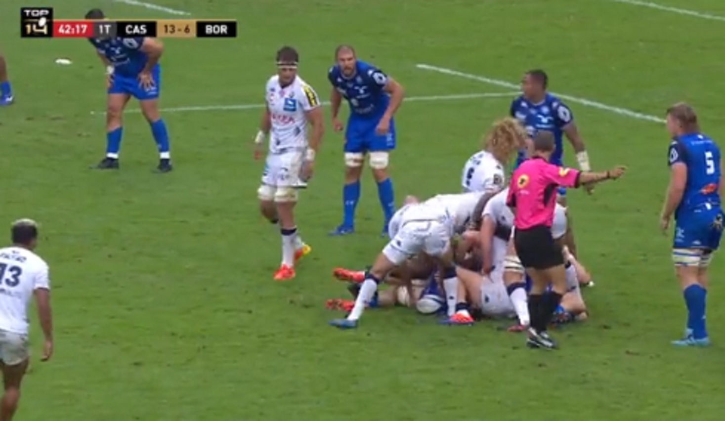 VIDEO : Quand Romain Poite constate le “cinéma” de Rory Kockott en plein match
