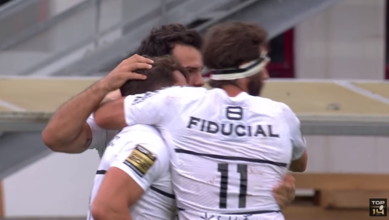 VIDEO : Antoine Dupont entre en jeu et foudroie la défense du Biarritz Olympique