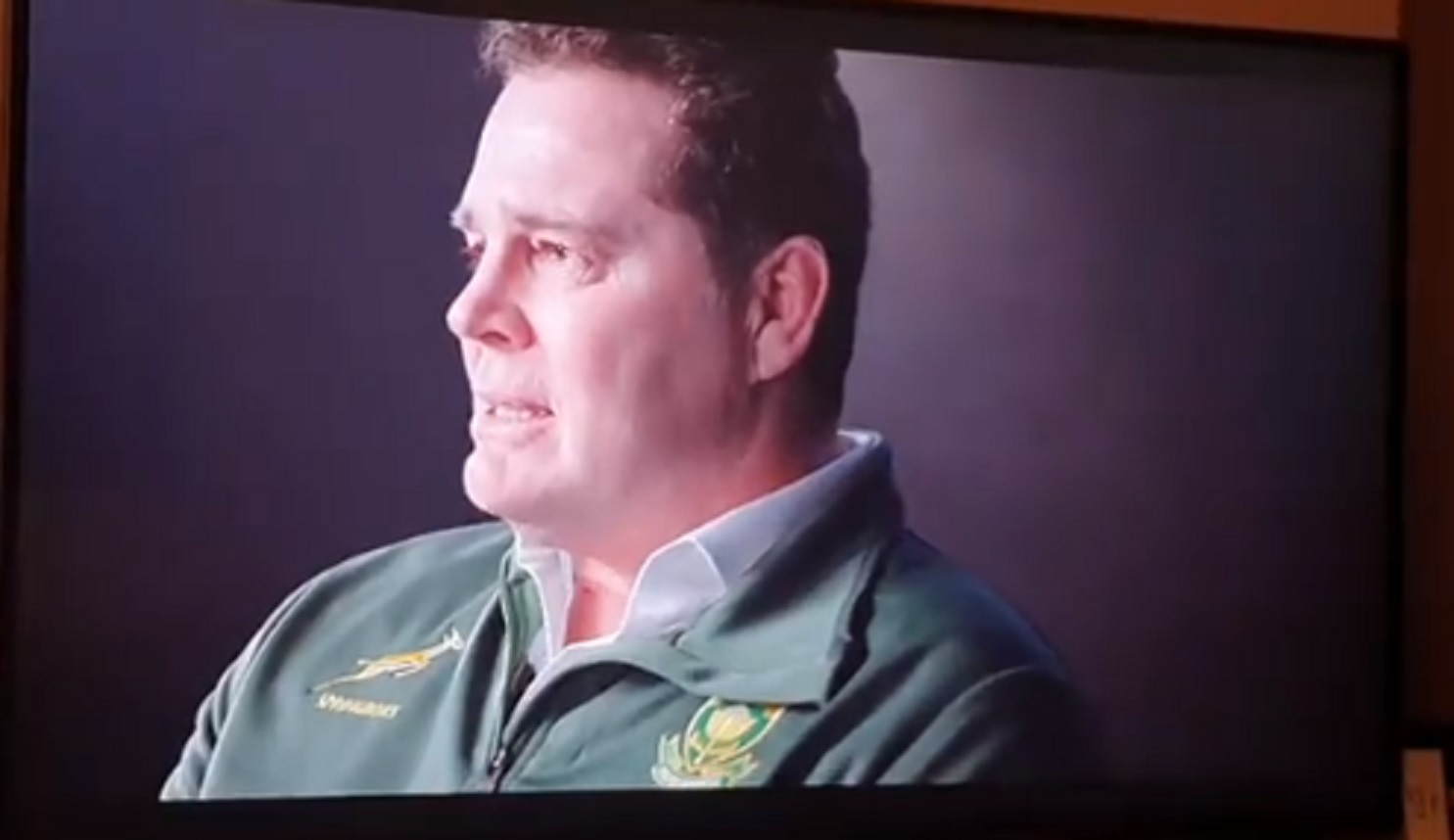 VIDEO : Rassie Erasmus éclate en sanglots en racontant une anecdote très touchante sur Mapimpi