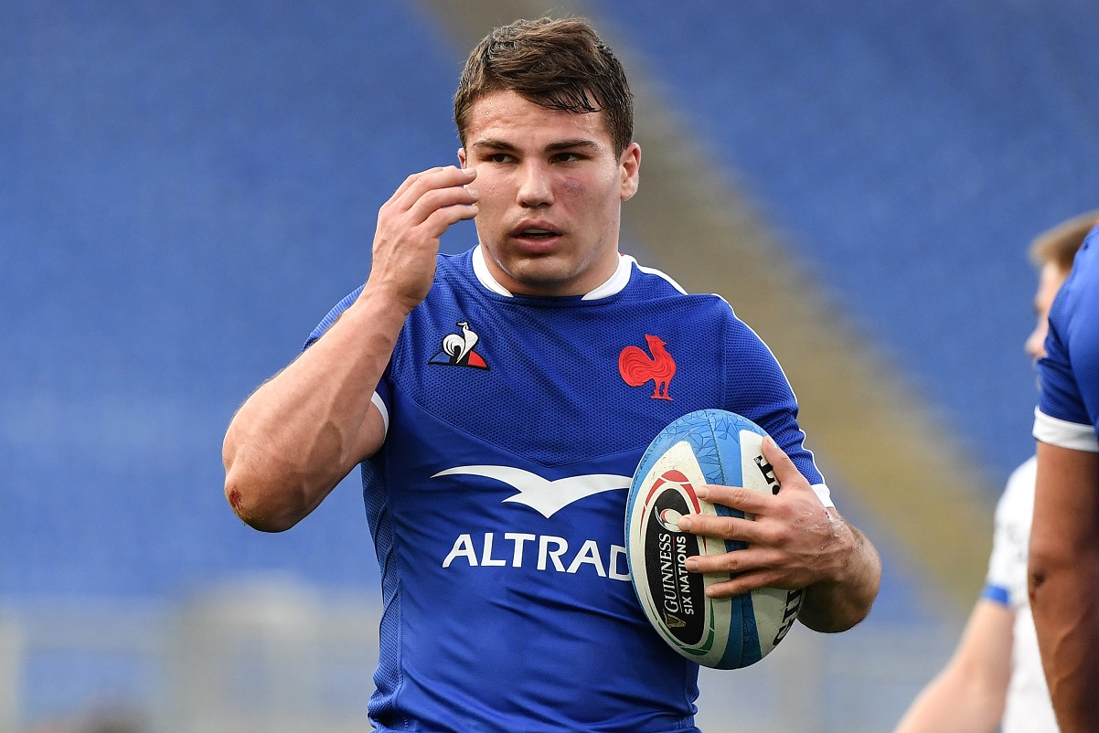 La réaction d’Antoine Dupont à la victoire du XV de France contre l’Irlande