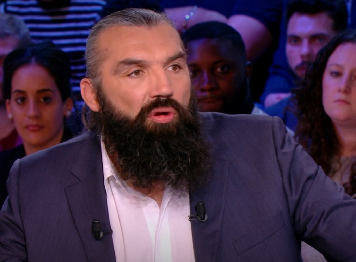 Sébastien Chabal pas convaincu par la charnière Dupont – Ntamack