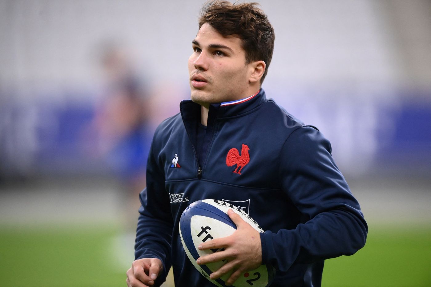 Antoine Dupont explique sa blessure au bras