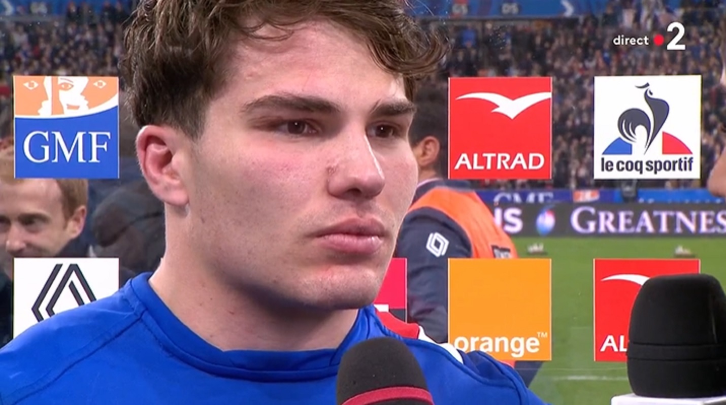 Antoine Dupont : “Il faut se laisser aller quand ça gagne !”