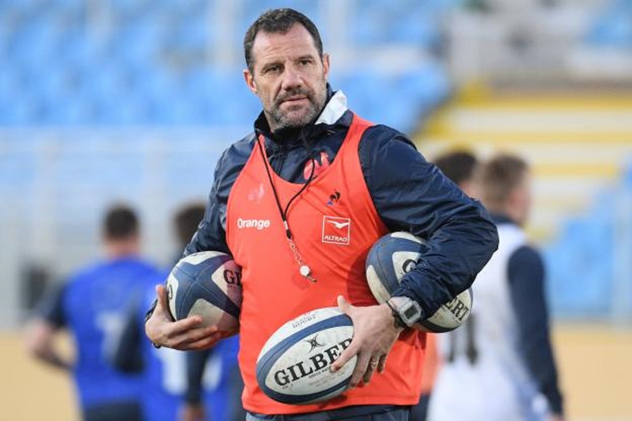 Laurent Labit encense deux joueurs du XV de France avant le match contre les Gallois