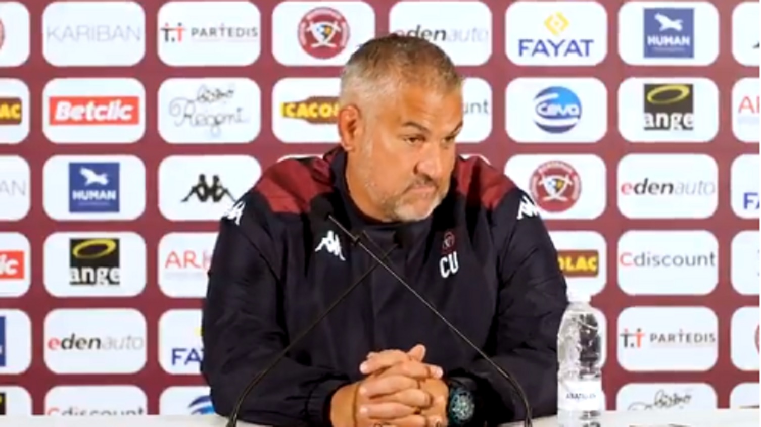 Christophe Urios peste contre deux de ses joueurs !