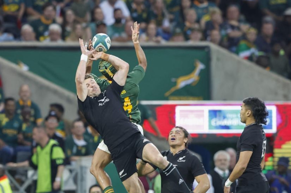 VIDEO : Le Springbok Arendse écope de 4 matches de suspension pour son geste dangereux !